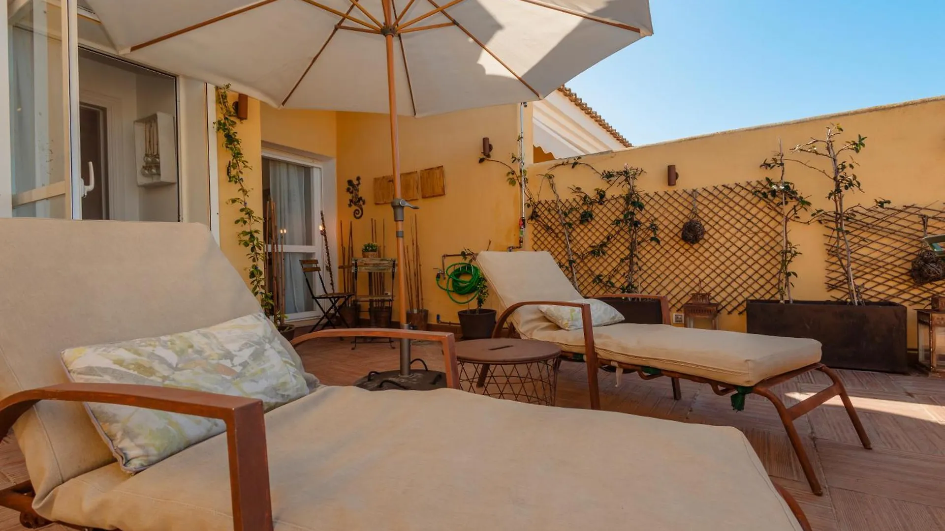 Beautiful Beachside Duplex Apartment With Amazing Sea Views Marbella